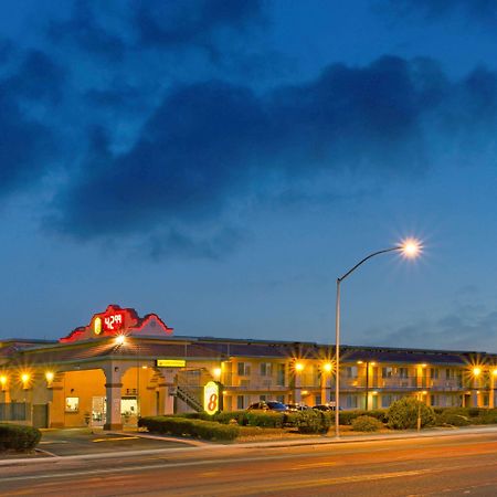 Hotel Super 8 By Wyndham Tucson Downtown Convention Center Exterior foto